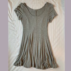 Grey swing T-shirt dress